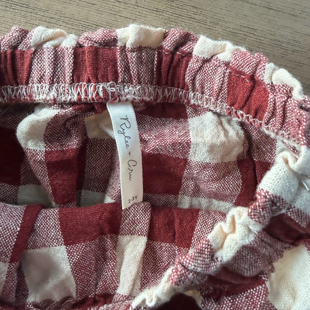 Rylee + Cru Burgundy and Cream Checkered Shirt and bloomers set, linen 2-3y - Picture 6 of 7